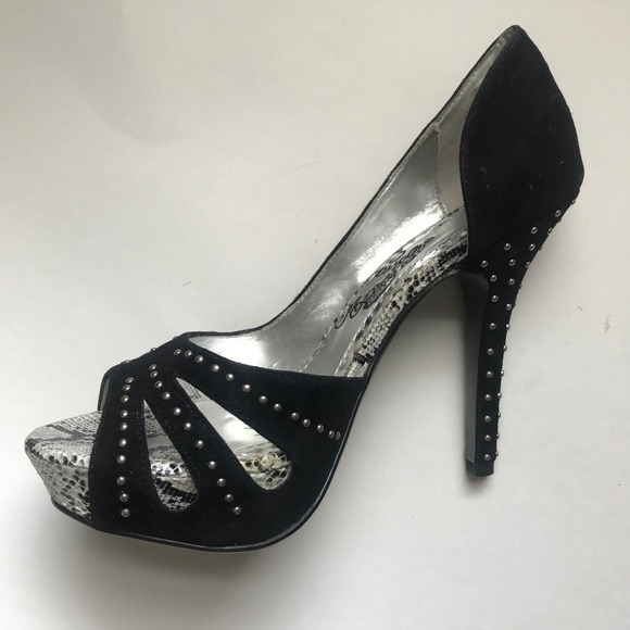 NWT Carlos Santana Naughty Monkey Fiesta Peep Toe Heels. Black. 8 1/2 Medium - Picture 5 of 7